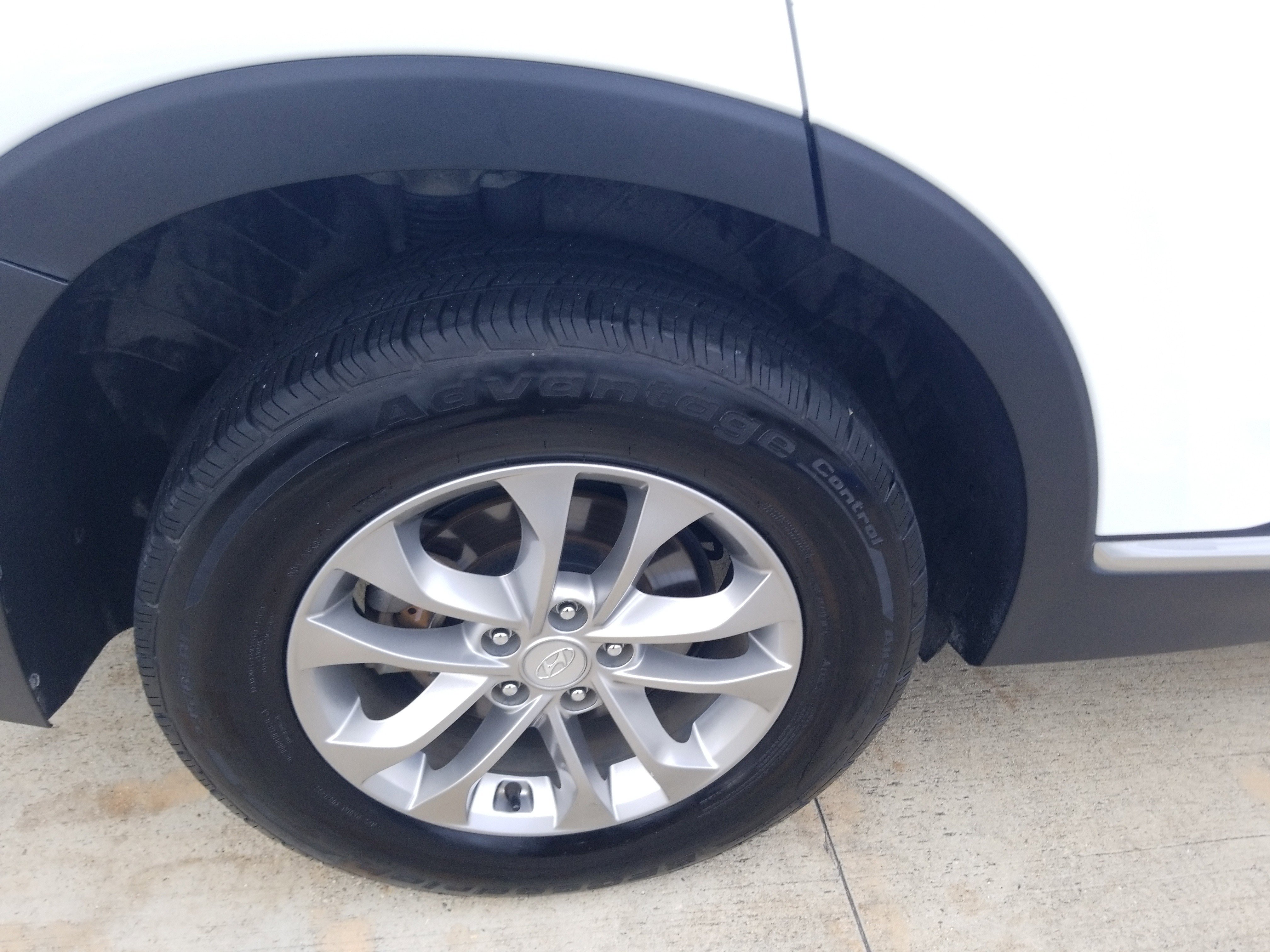 Used 2019 Hyundai Santa Fe SE FWD image 23