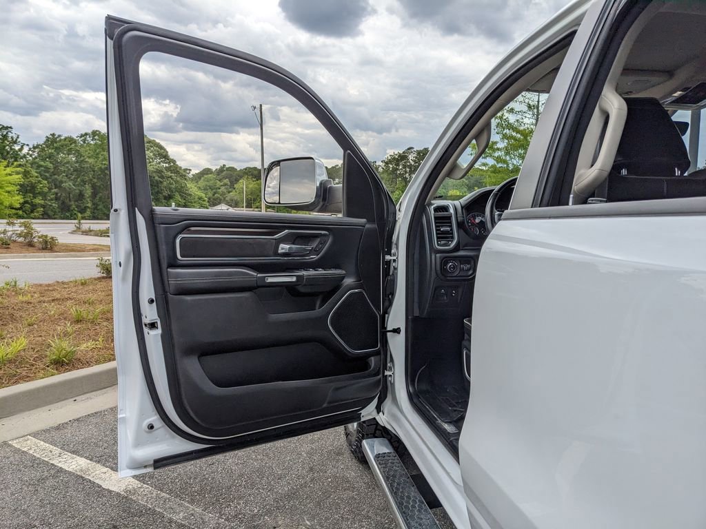 Used 2022 RAM 1500 Laramie AWD/4WD image 27