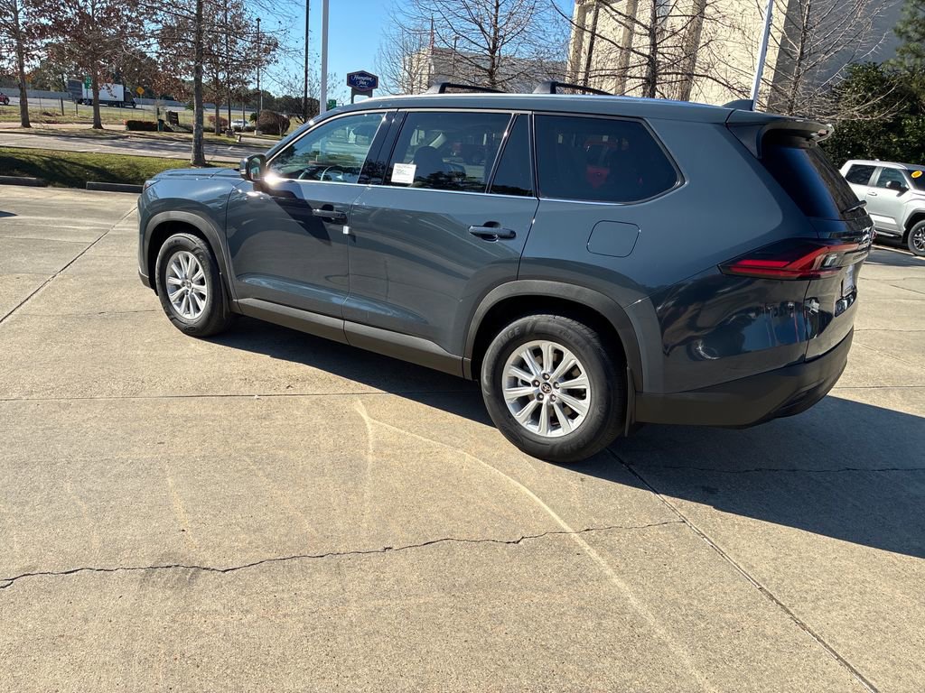 New 2026 Toyota Grand Highlander XLE image 3