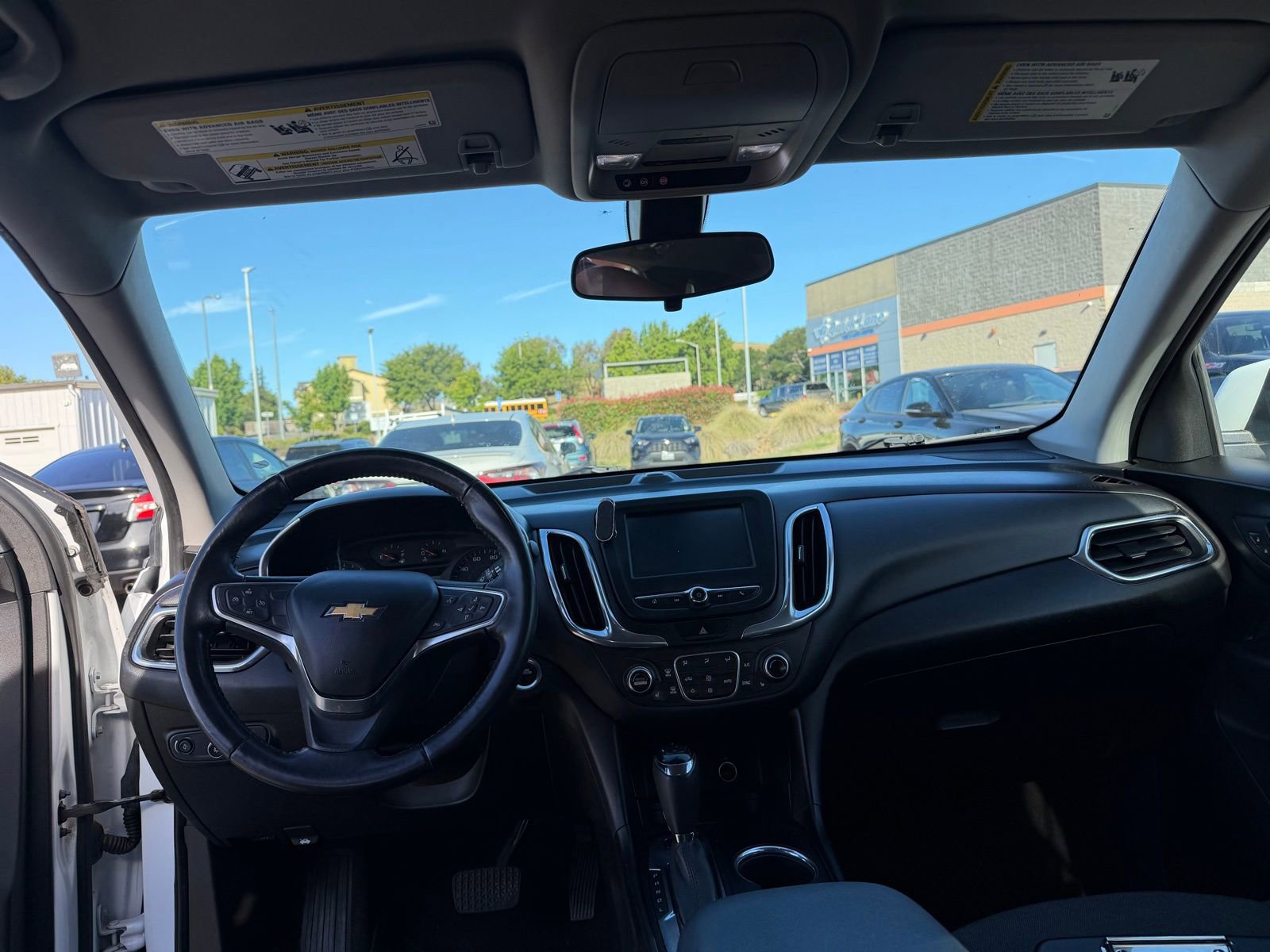 Used 2018 Chevrolet Equinox LT AWD/4WD image 11