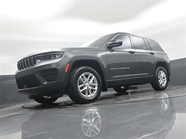 New 2025 Jeep Grand Cherokee Laredo X w/ Luxury Tech Group I image 34