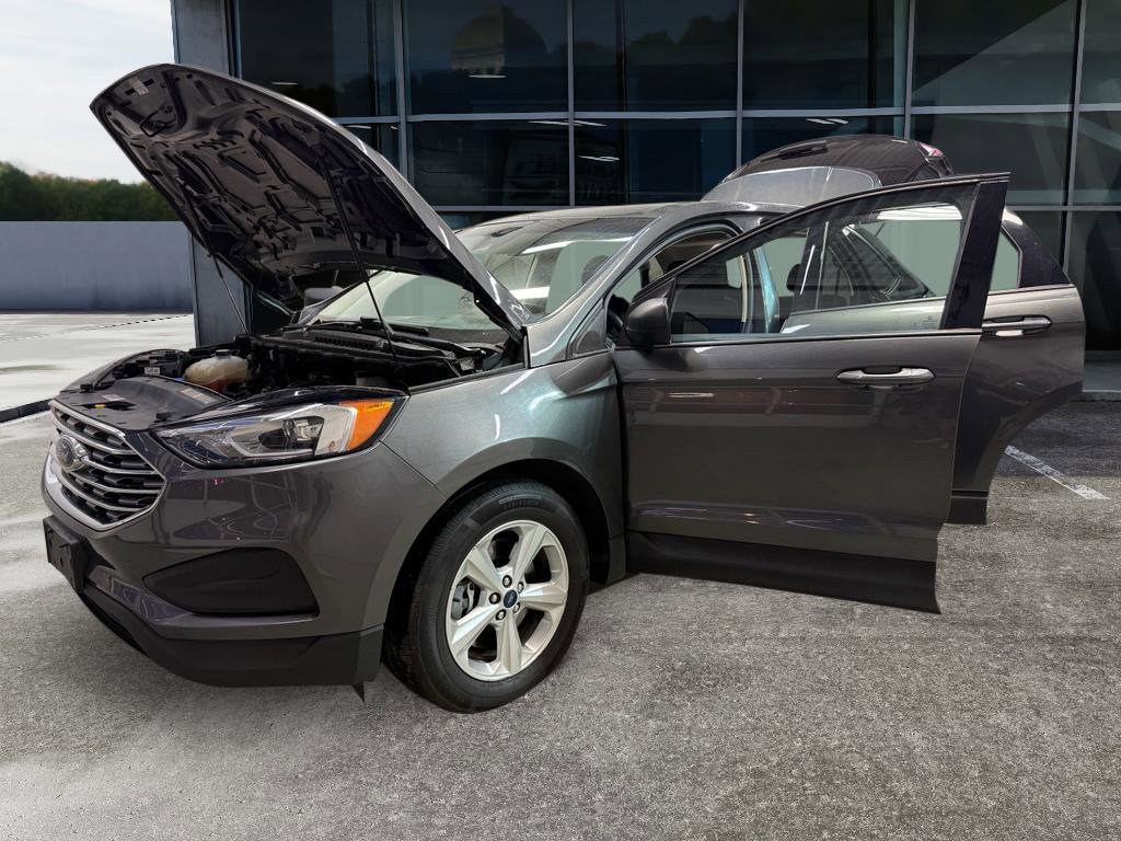 Used 2019 Ford Edge SE image 9