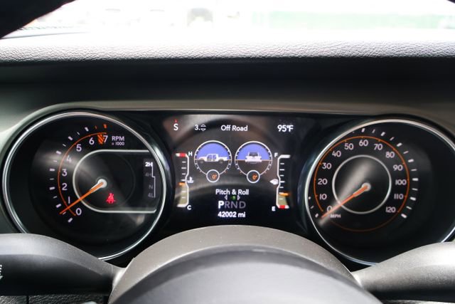 Used 2021 Jeep Gladiator Sport AWD/4WD image 14