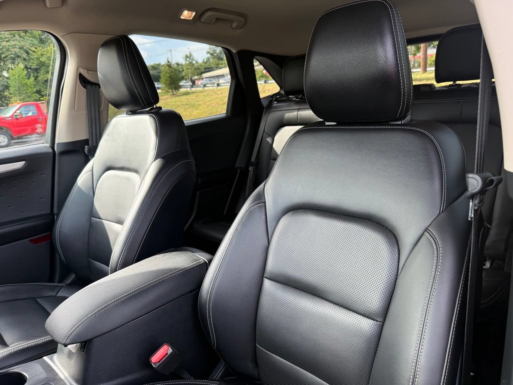 Used 2020 Ford Escape SEL AWD/4WD image 13