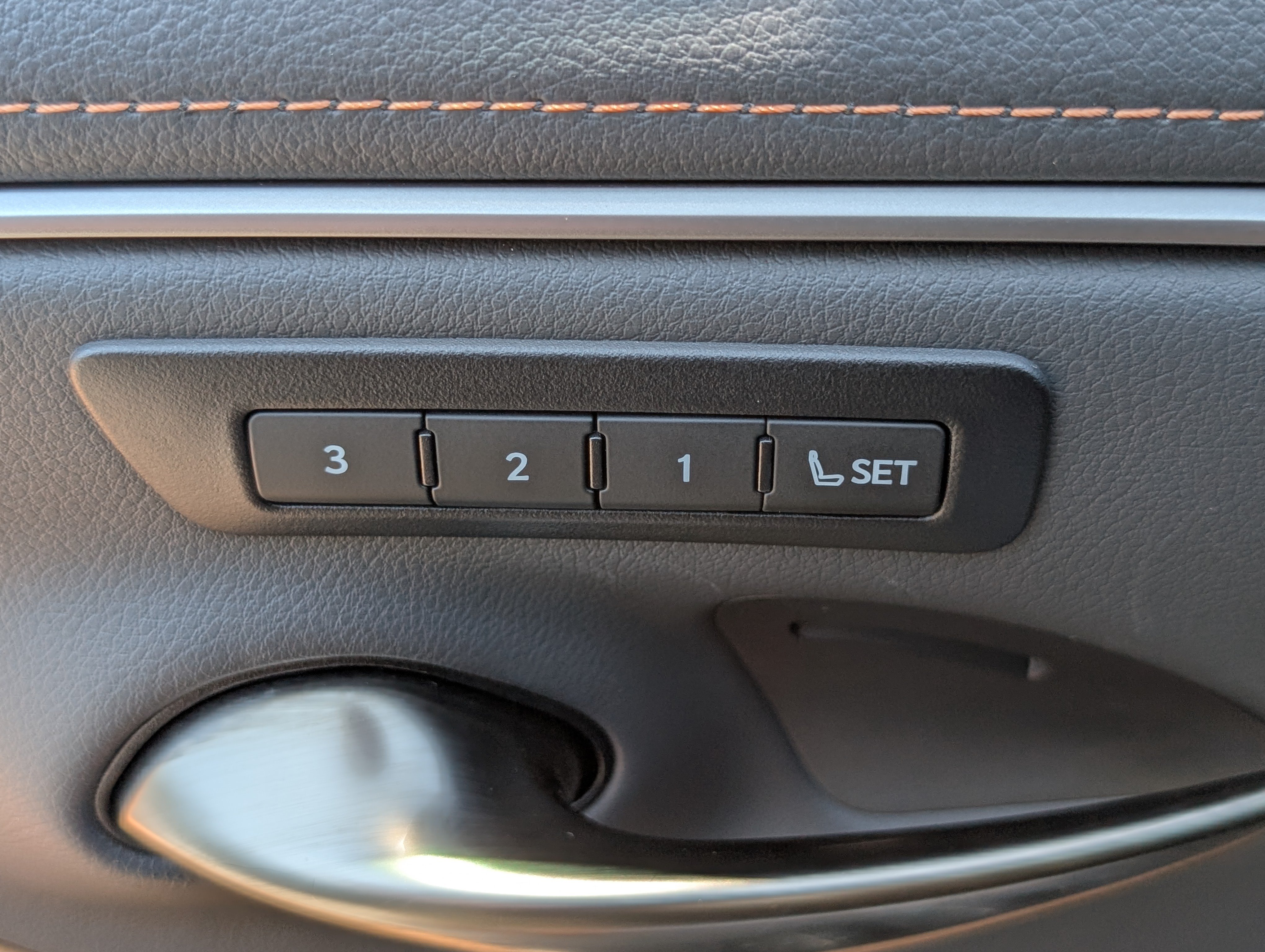 Certified 2024 Lexus ES 350 w/ Premium Package FWD image 21