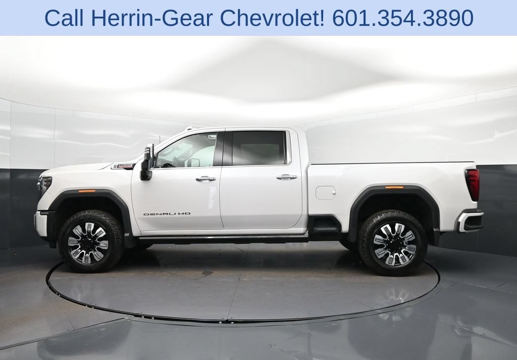 Used 2024 GMC Sierra 2500 Denali w/ Denali Reserve Package AWD/4WD image 4