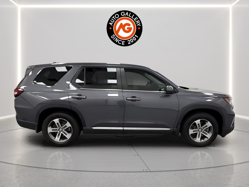 Used 2025 Honda Pilot EX-L image 2