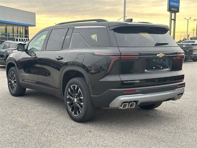 New 2026 Chevrolet Traverse LT w/ Sun and Wheel Package image 3