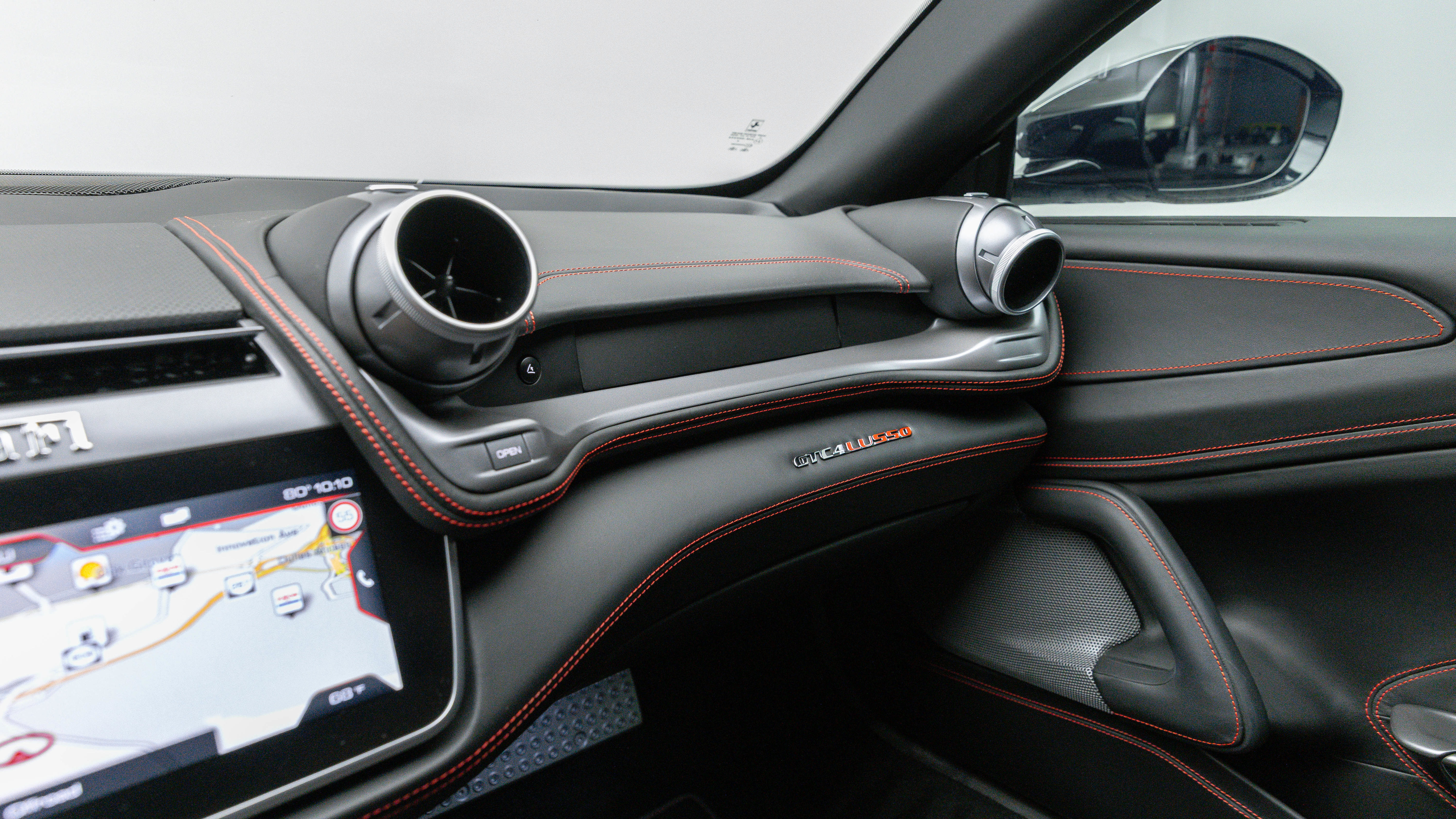 Certified 2020 Ferrari GTC4Lusso AWD/4WD image 25