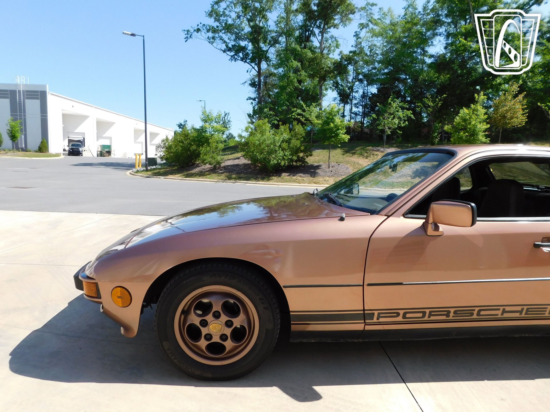 Used 1988 Porsche 924 S RWD image 10