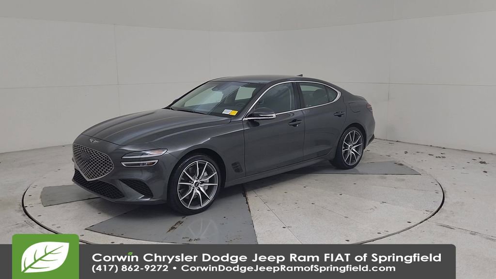 Used 2025 Genesis G70 2.5T image 7