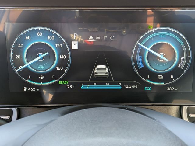 Used 2025 Hyundai Elantra Limited image 17