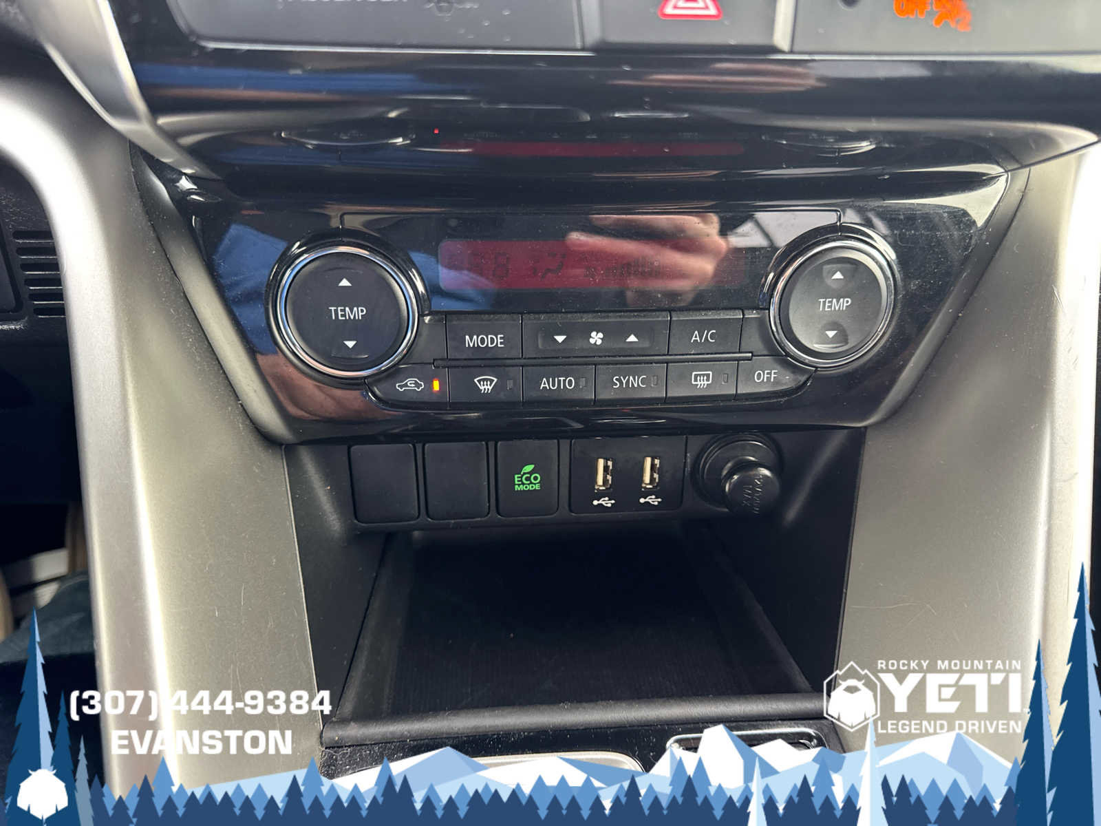 Used 2025 Mitsubishi Eclipse Cross SE AWD/4WD image 28