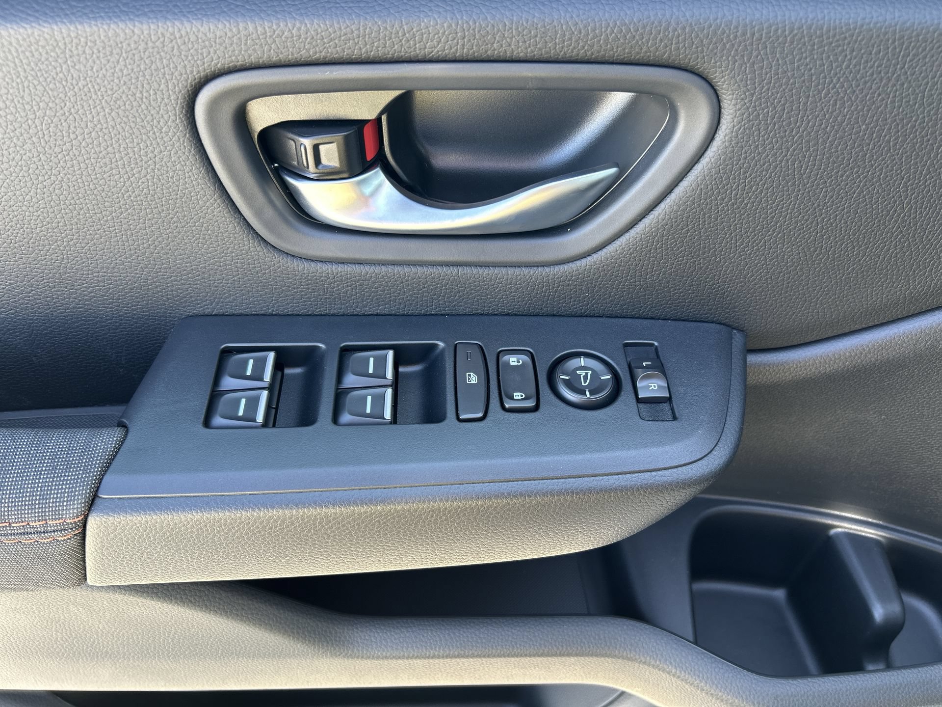 New 2026 Honda Pilot Sport image 15