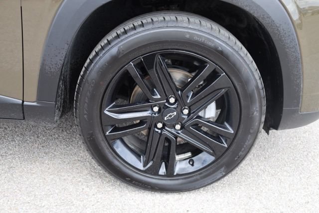 Used 2024 Chevrolet Trax ACTIV FWD image 14