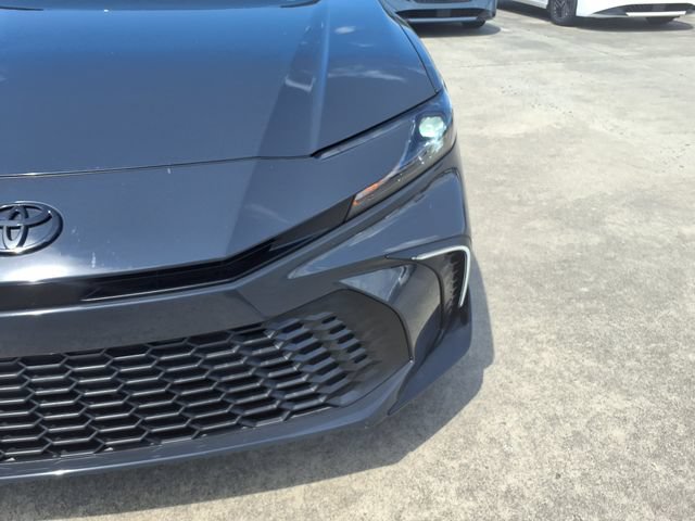 Used 2025 Toyota Camry SE w/ Multimedia Upgrade Package FWD image 15