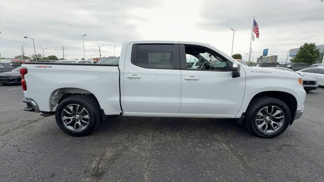 Used 2024 Chevrolet Silverado 1500 LT AWD/4WD image 9