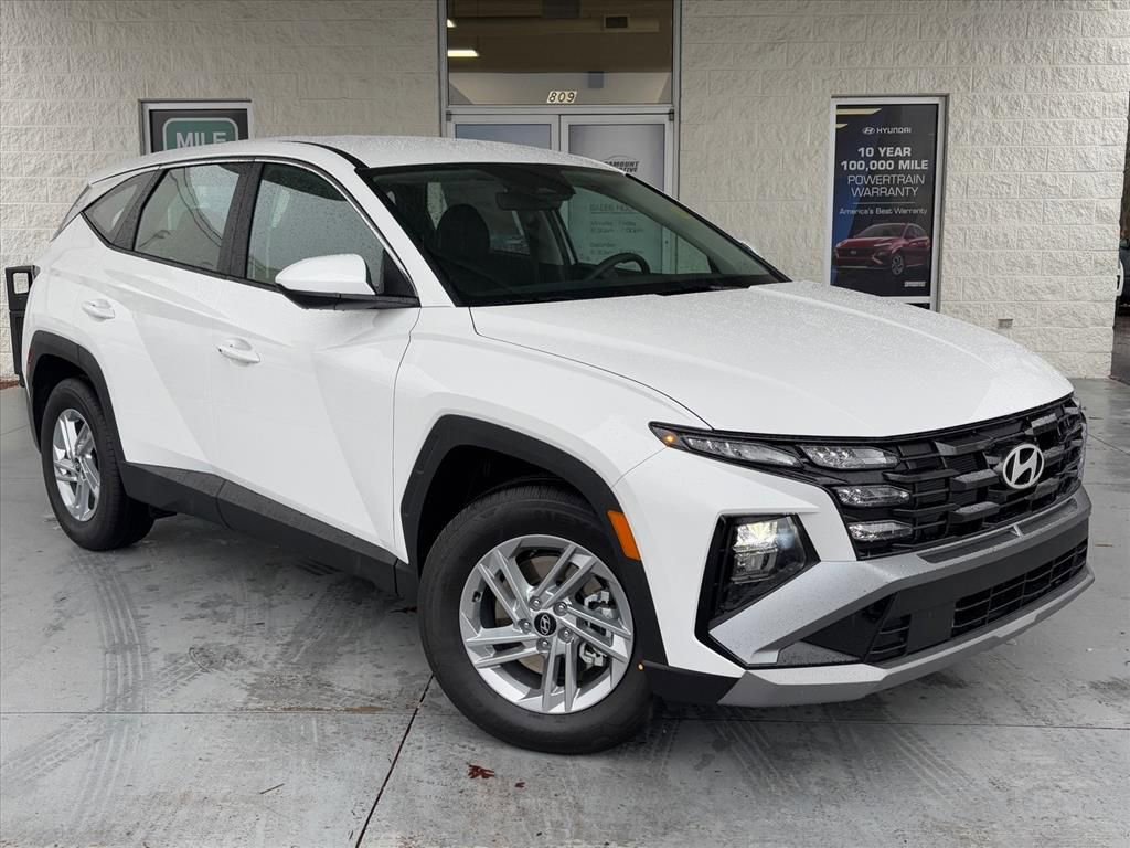 New 2026 Hyundai Tucson SE