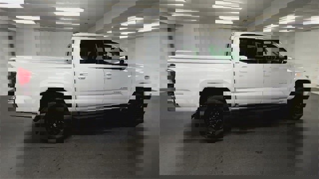 Used 2022 Toyota Tacoma SR5 image 45