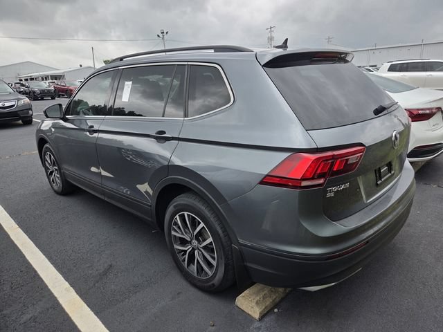 Used 2019 Volkswagen Tiguan SE w/ Panoramic Sunroof Package FWD image 9