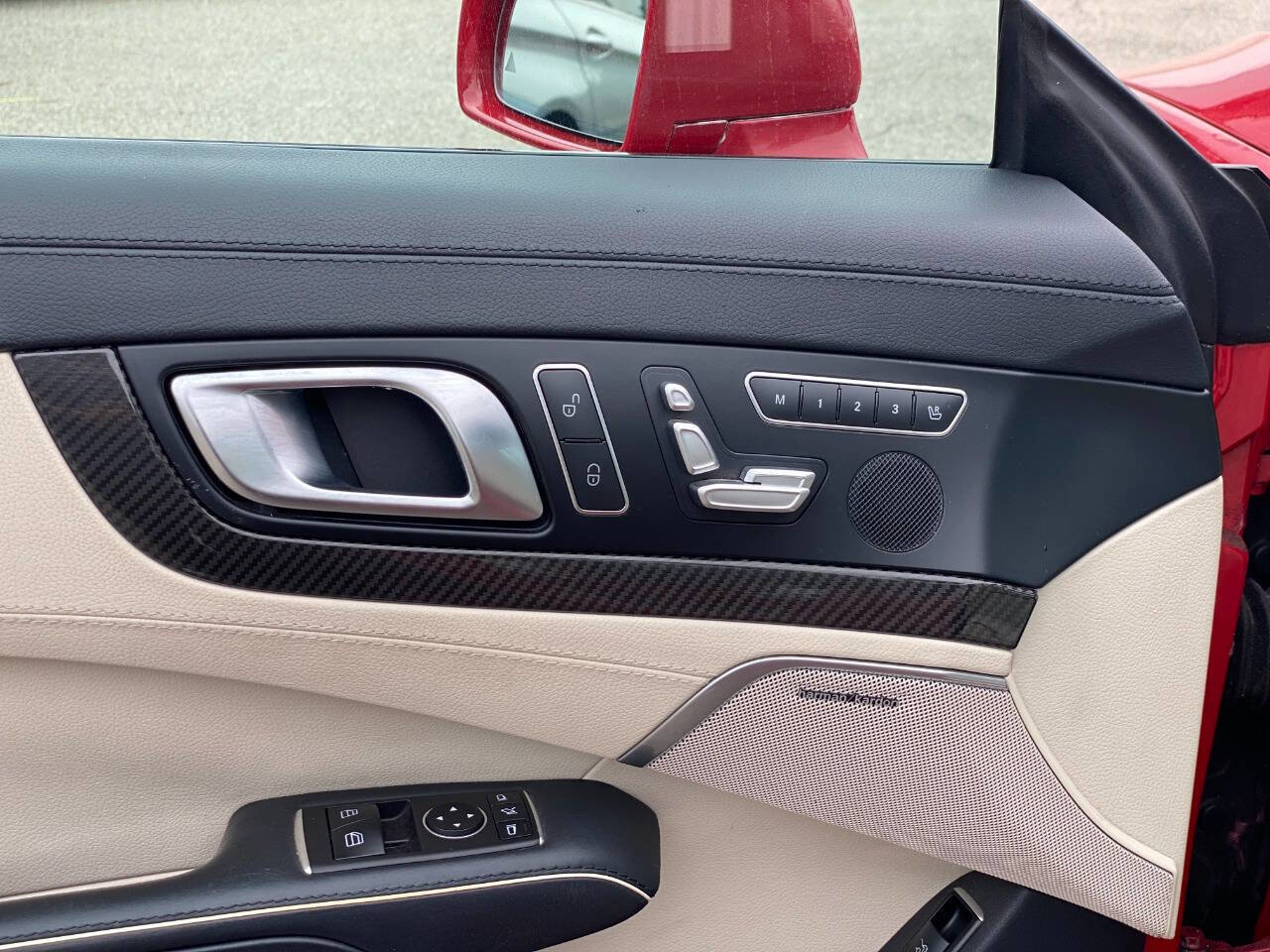 Used 2016 Mercedes-Benz SL 550 image 14