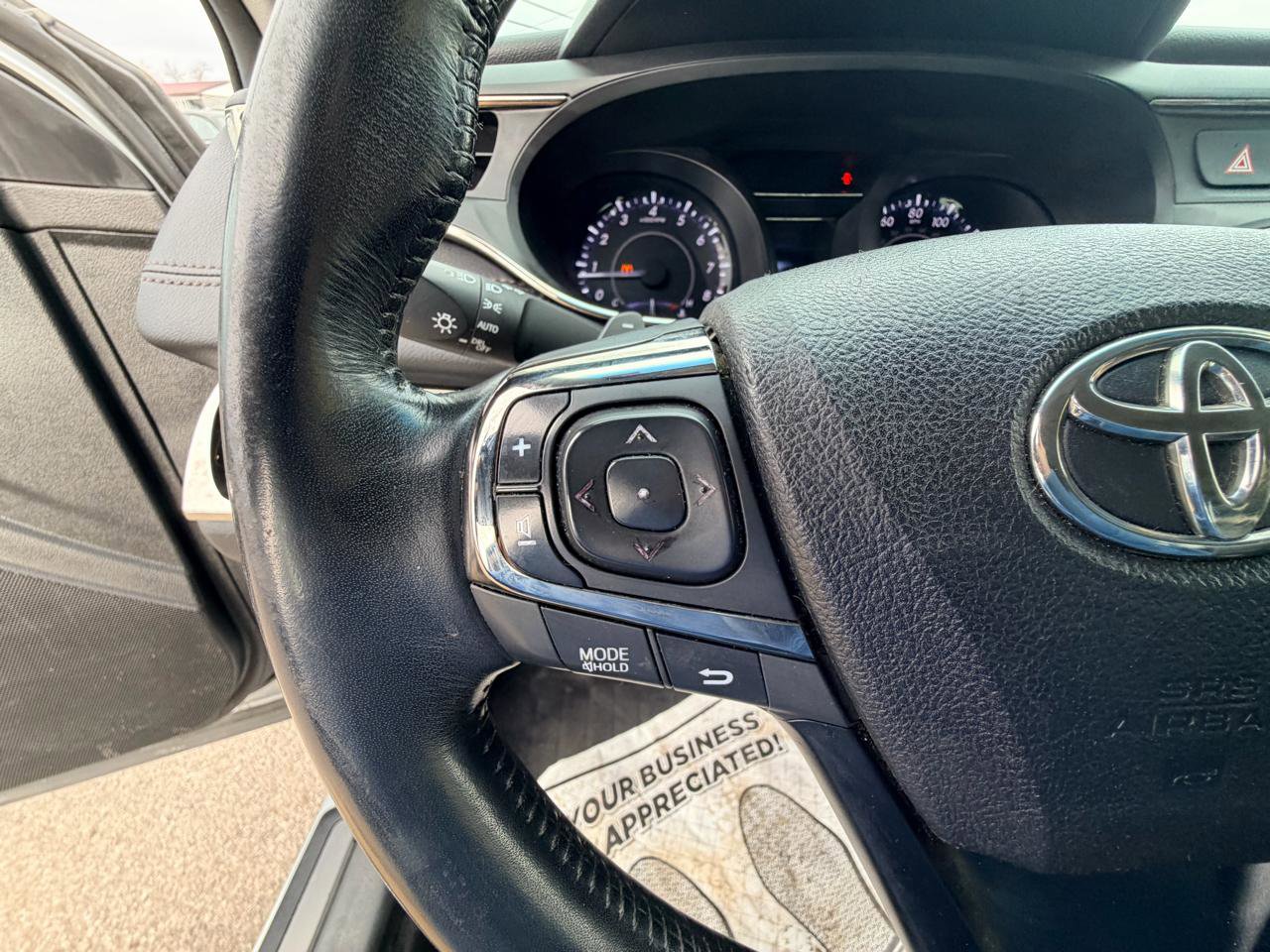 Used 2016 Toyota Avalon Limited image 20