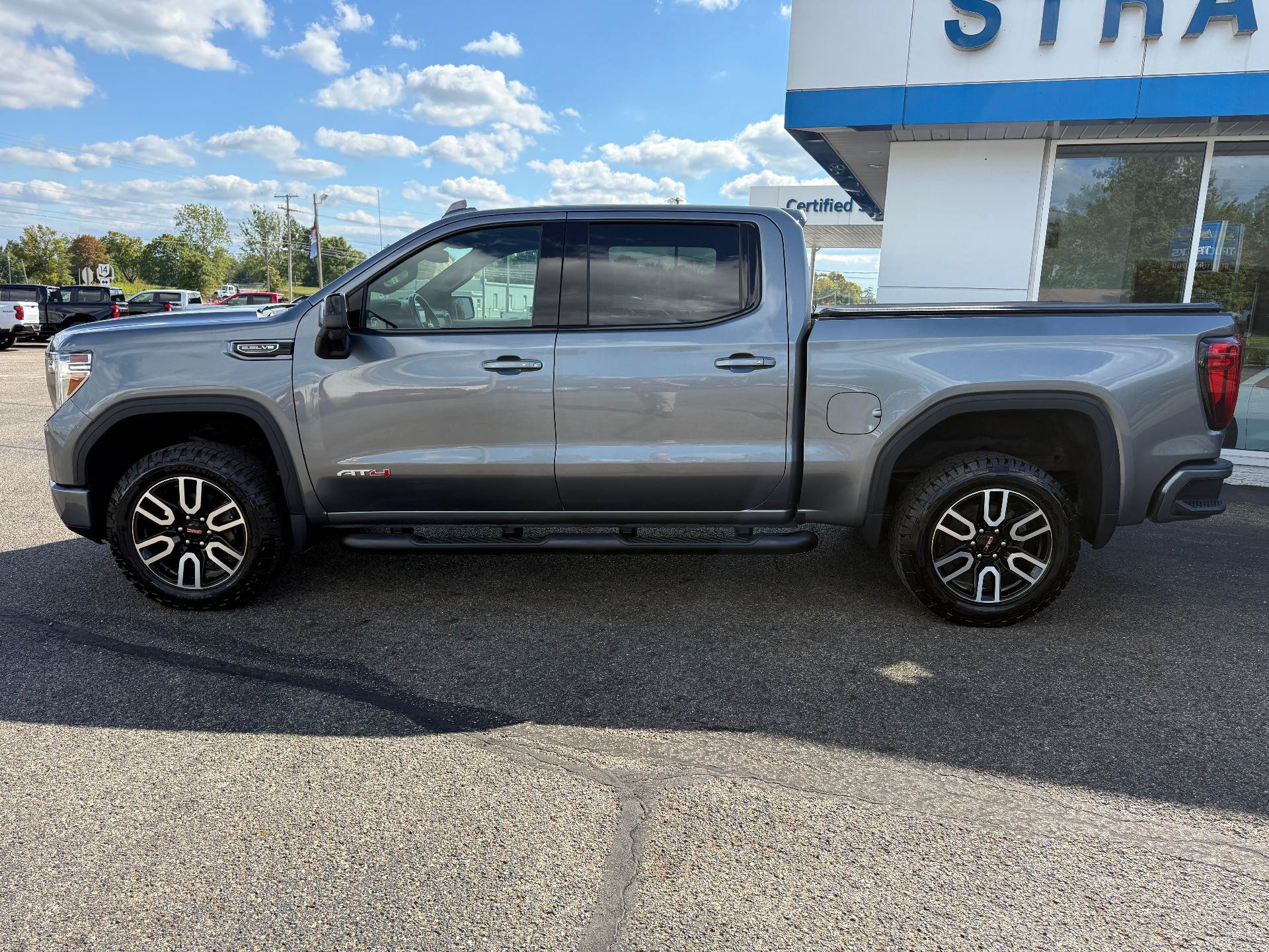 Certified 2021 GMC Sierra 1500 AT4 AWD/4WD image 10