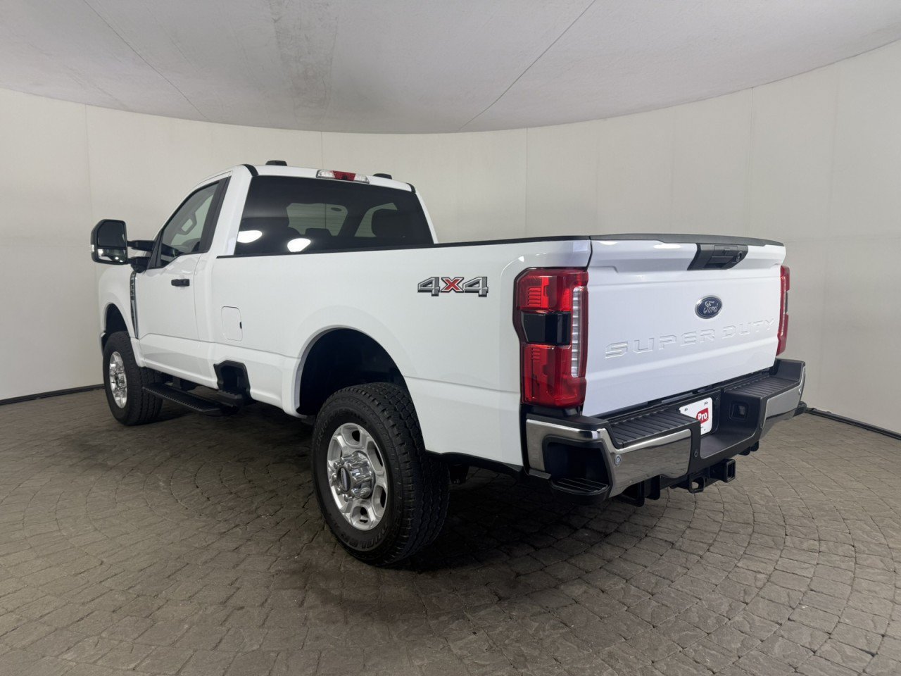 Used 2026 Ford F350 XLT w/ 360-Degree Camera Package AWD/4WD image 6