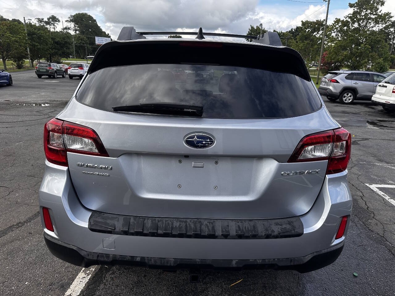 Used 2016 Subaru Outback 2.5i Premium w/ Protection Package #2 AWD/4WD image 4