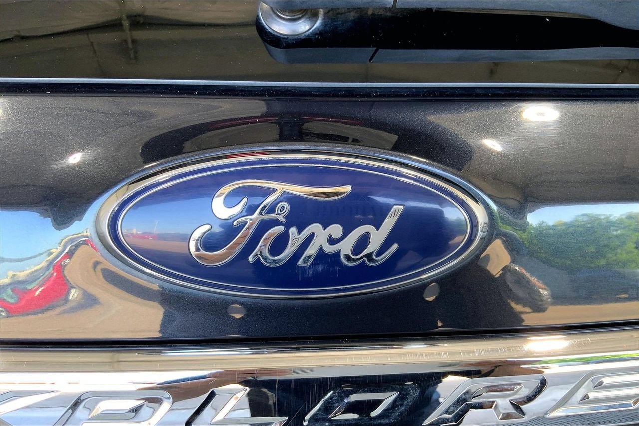 Used 2017 Ford Explorer Limited FWD image 7