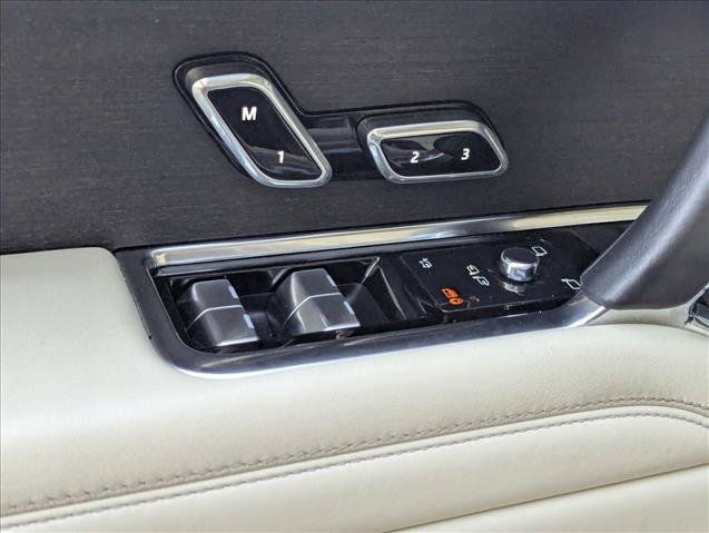 Certified 2023 Land Rover Range Rover SE AWD/4WD image 10