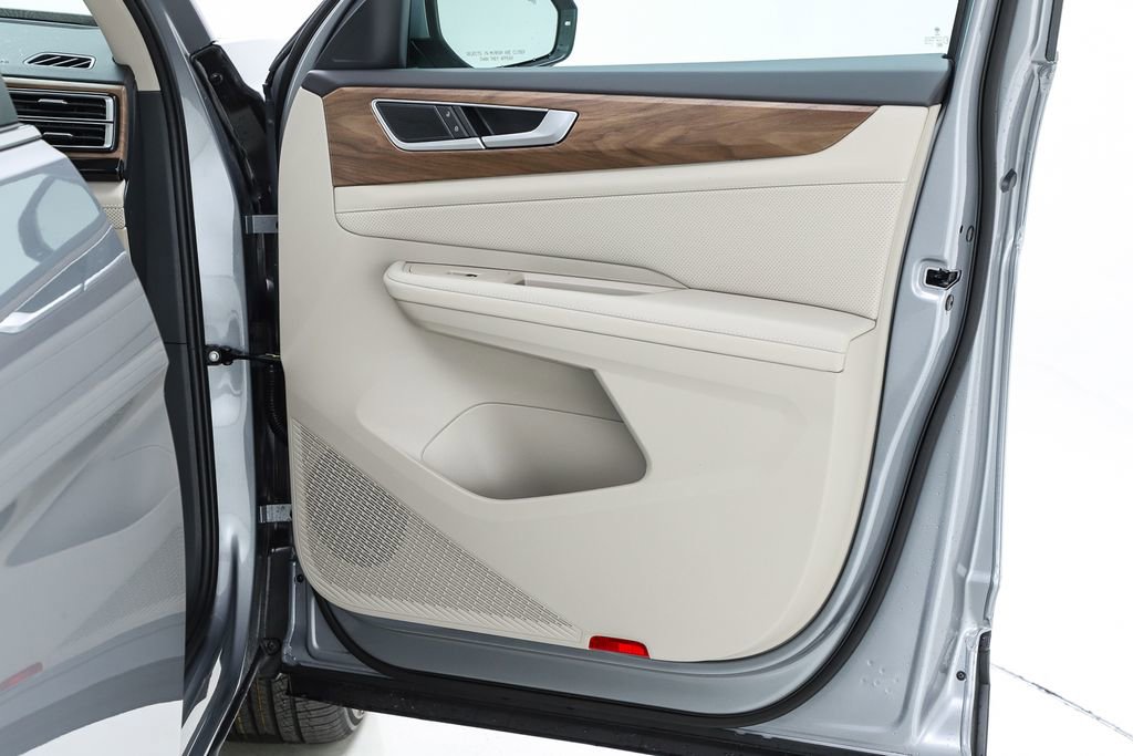 New 2026 Volkswagen Atlas SE image 32