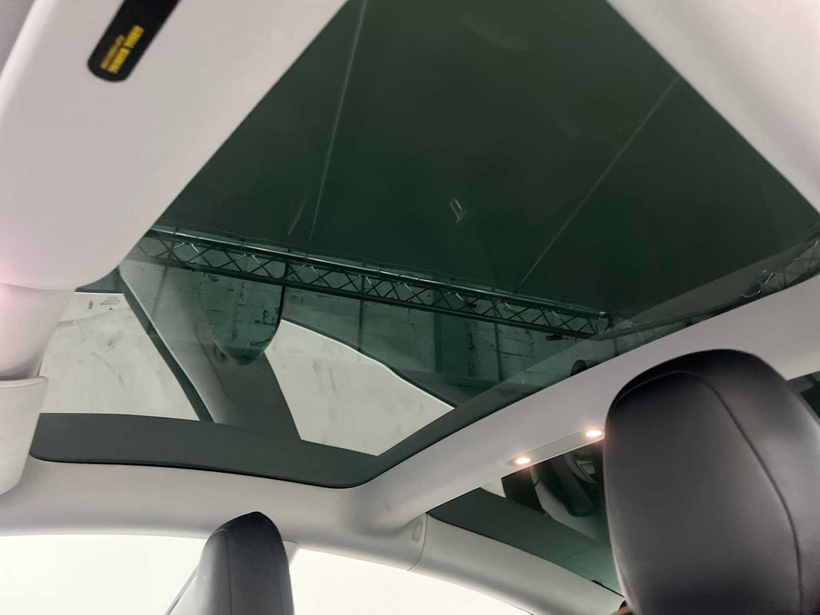 Used 2018 Tesla Model 3 Long Range RWD image 22