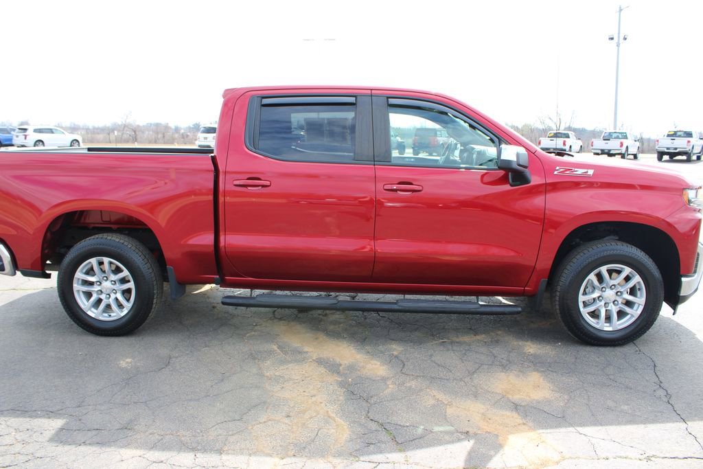 Used 2021 Chevrolet Silverado 1500 LT w/ Z71 Off-Road Package image 11