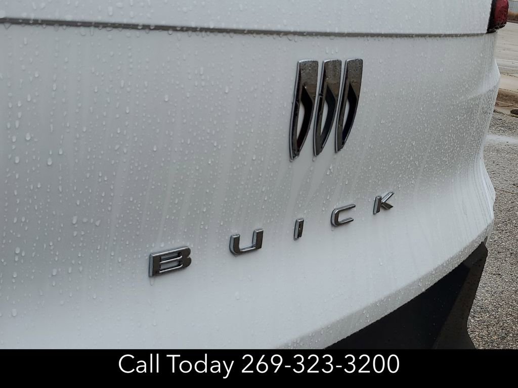 New 2025 Buick Envista Preferred w/ Advanced Safety Package image 30