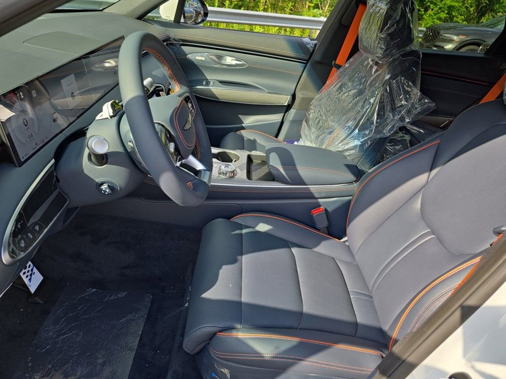 New 2026 Genesis GV70 3.5T Sport Advanced image 4