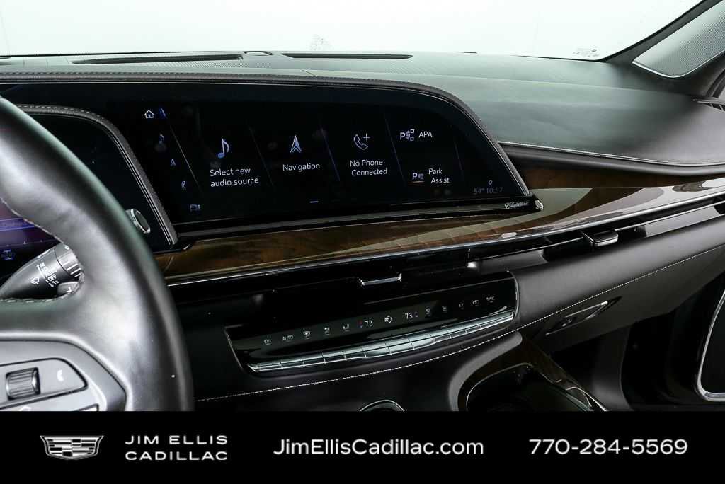 Used 2023 Cadillac Escalade Premium Luxury Platinum w/ Heavy-Duty Trailer Package image 13