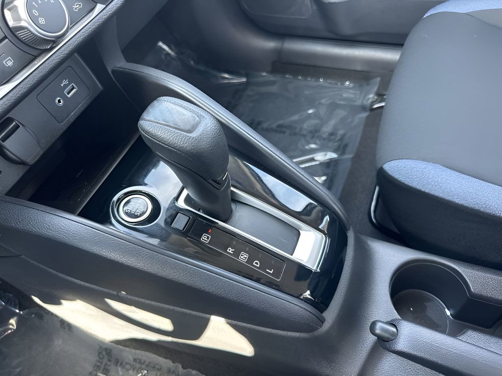 Used 2025 Nissan Versa SV image 15