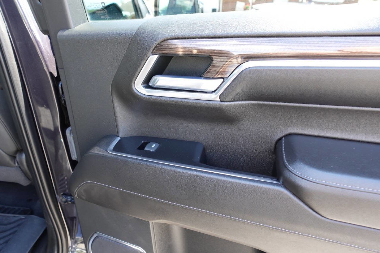 Used 2022 Chevrolet Silverado 1500 LT Trail Boss w/ LT Trail Boss Premium Package AWD/4WD image 36