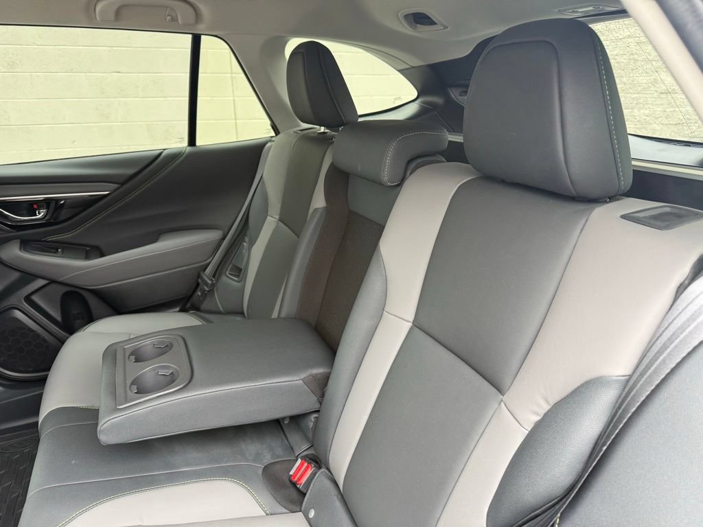 Certified 2025 Subaru Outback Onyx Edition AWD/4WD image 25