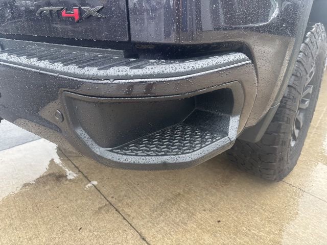 Used 2022 GMC Sierra 1500 AT4X image 15