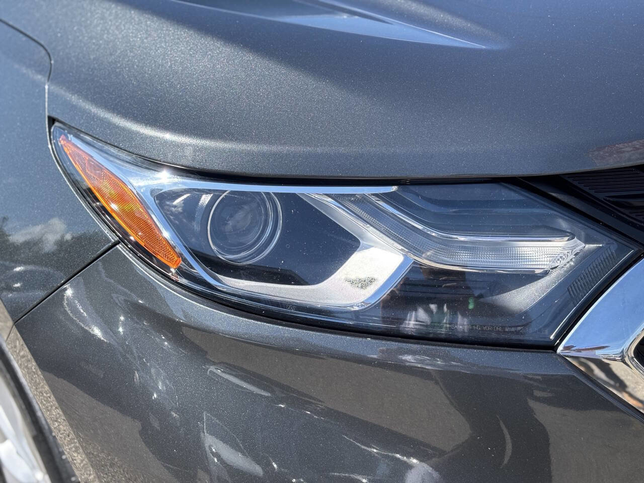 Used 2020 Chevrolet Equinox LT image 38