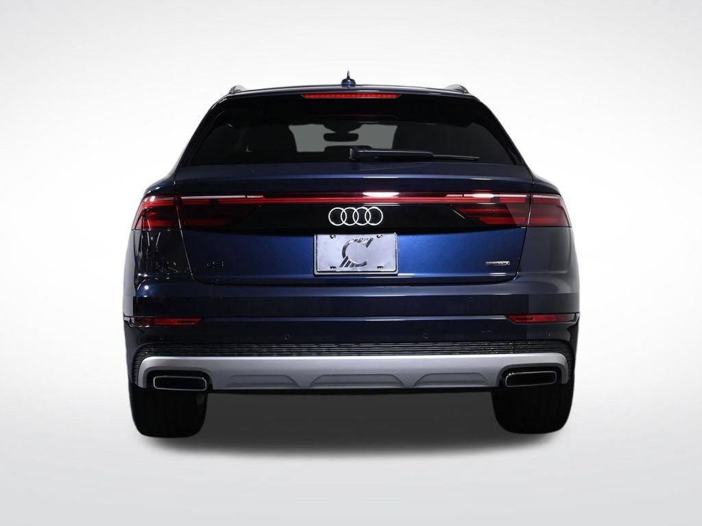 Used 2025 Audi Q8 Premium w/ Convenience Package AWD/4WD image 4