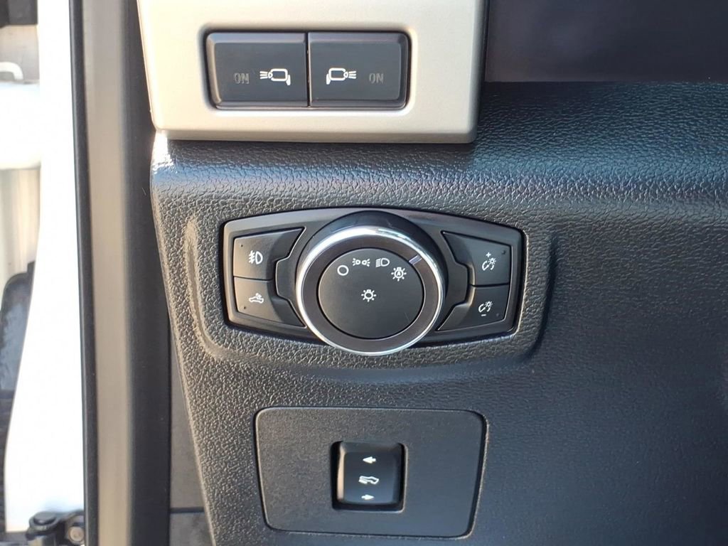 Used 2017 Ford F150 Lariat AWD/4WD image 17