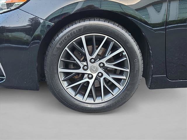 Used 2016 Lexus ES 350 w/ Premium Package w/Wood Trim FWD image 24