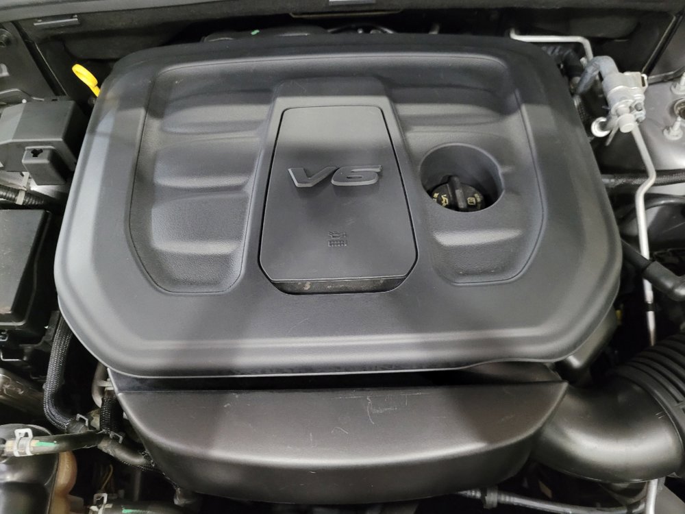 Used 2019 Jeep Grand Cherokee Limited w/ Luxury Group II AWD/4WD image 30