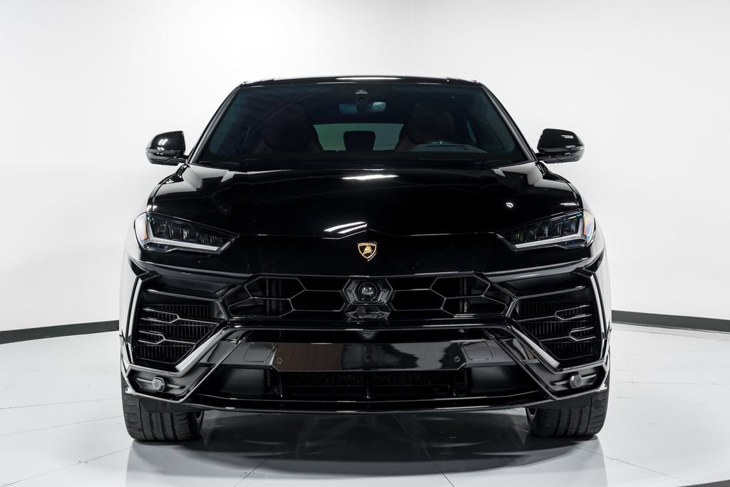 Used 2022 Lamborghini Urus AWD/4WD image 8
