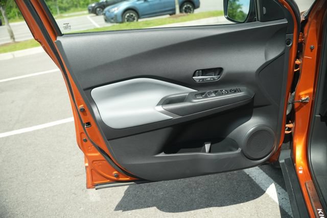 Used 2021 Nissan Kicks SR w/ SR Premium Package FWD image 14