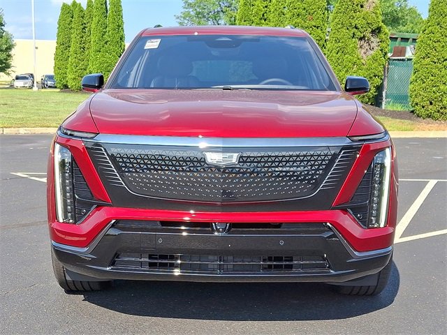 New 2026 Cadillac Vistiq Sport w/ LPO, Floor Liner Package image 7