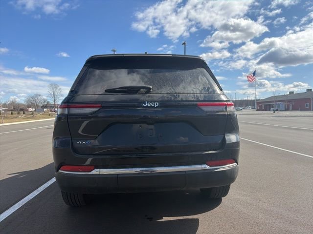 Used 2022 Jeep Grand Cherokee Limited 4xe image 4